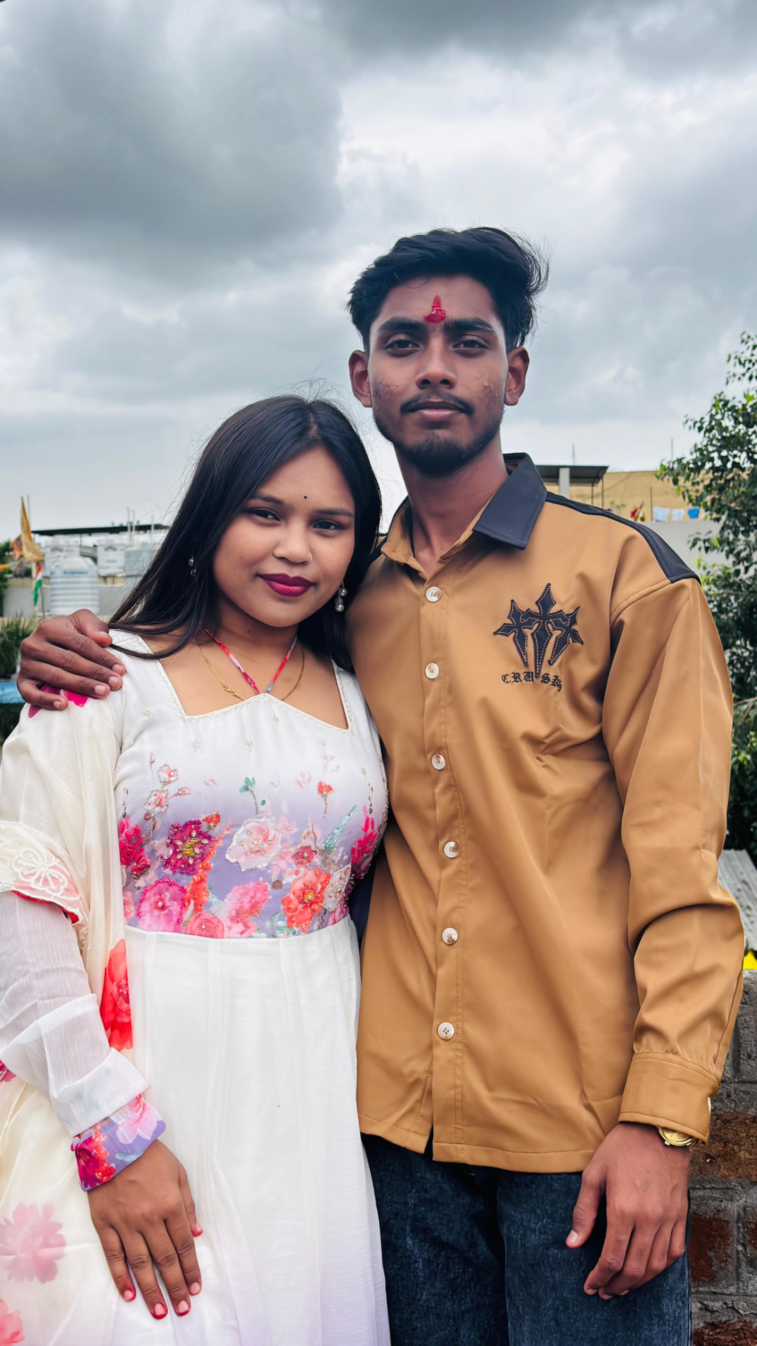 Thread, tilak, chocolates